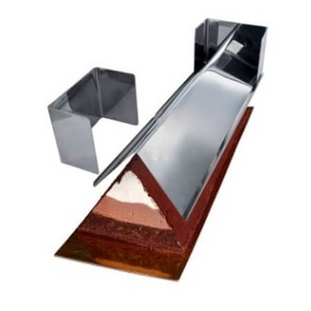 Moule pour bûche en forme de triangle